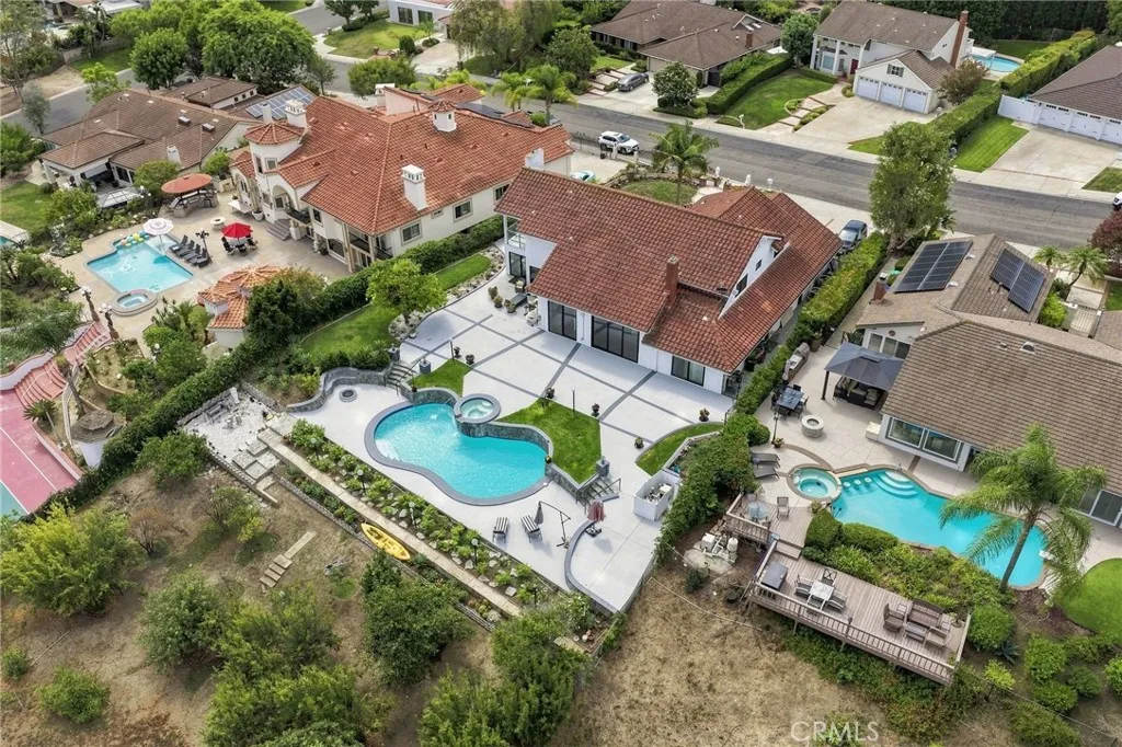 main property photo 66
