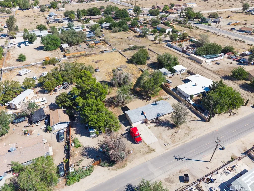 main property photo 28