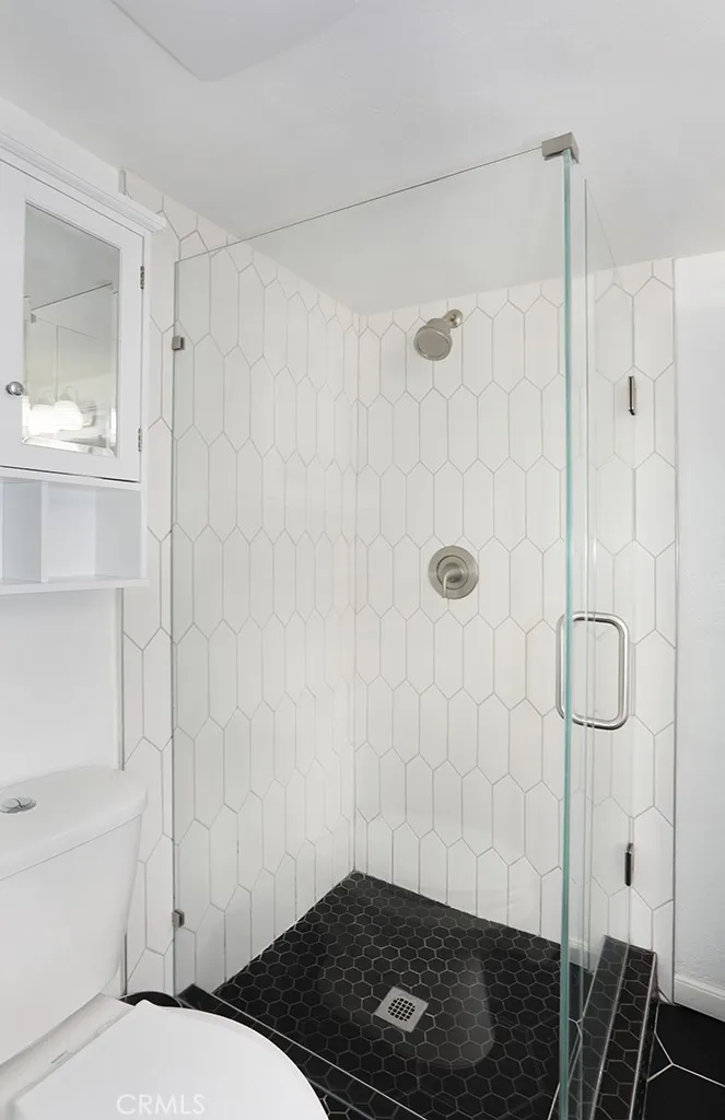 property viewer photo 15