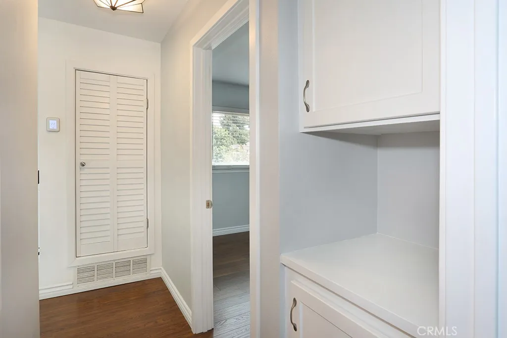 property viewer photo 27