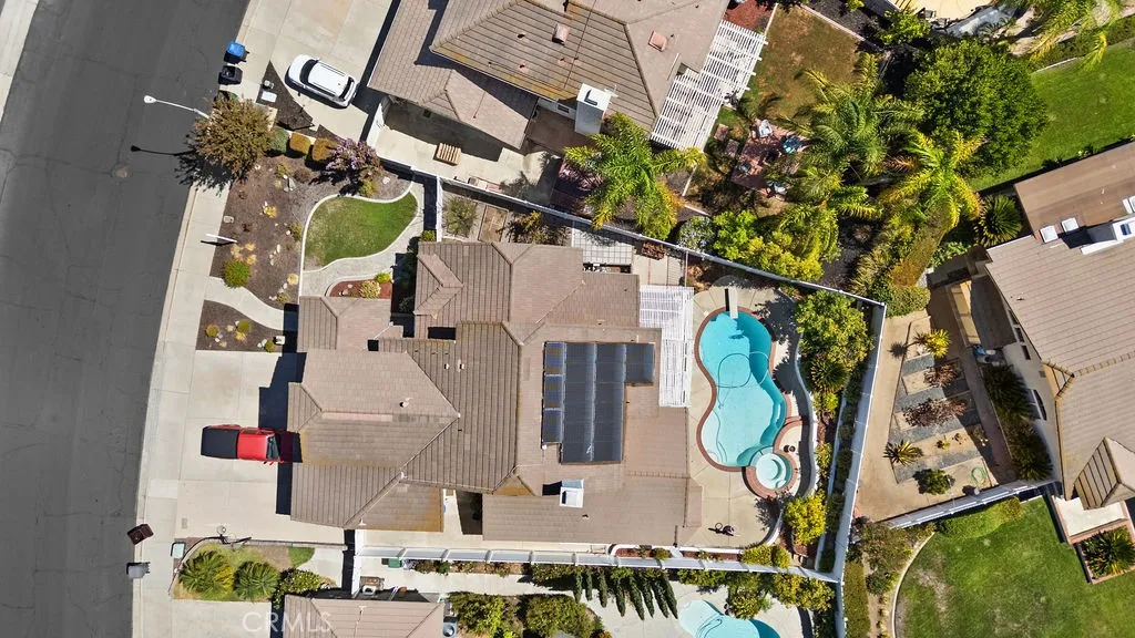 main property photo 50