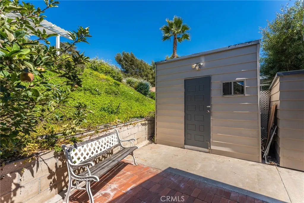 main property photo 29
