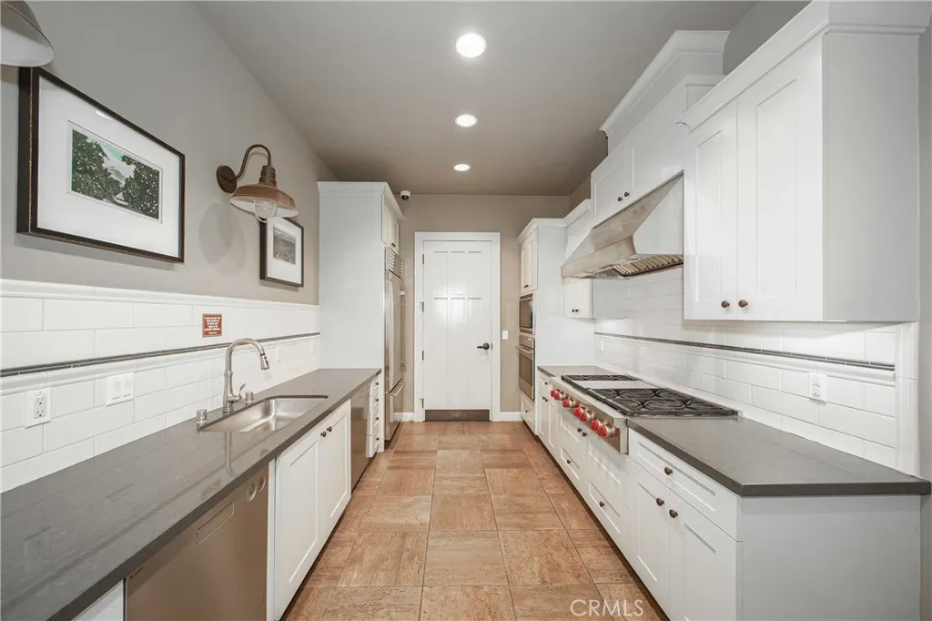 main property photo 63