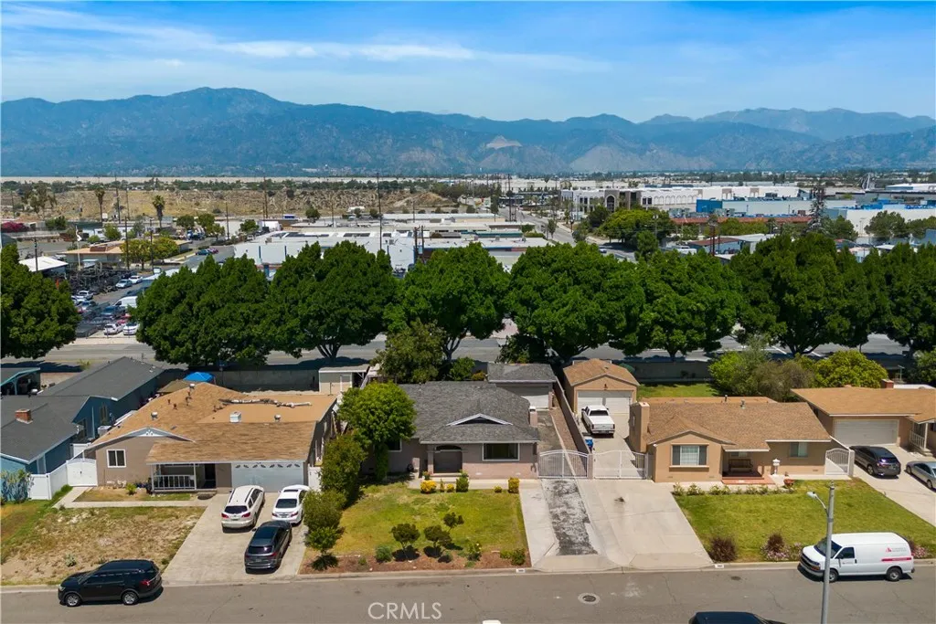 main property photo 26
