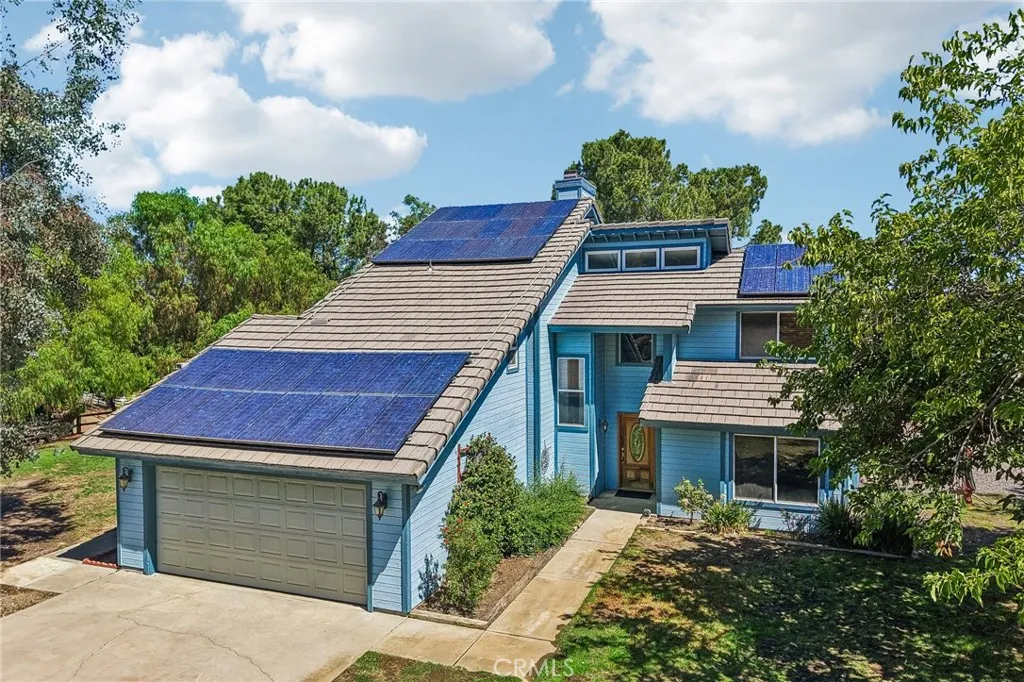 main property photo 3