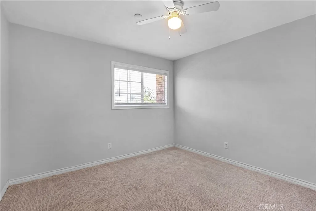 property viewer photo 18