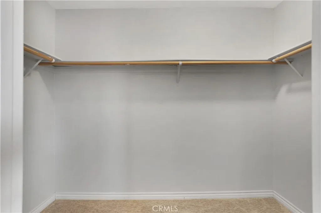 property viewer photo 20