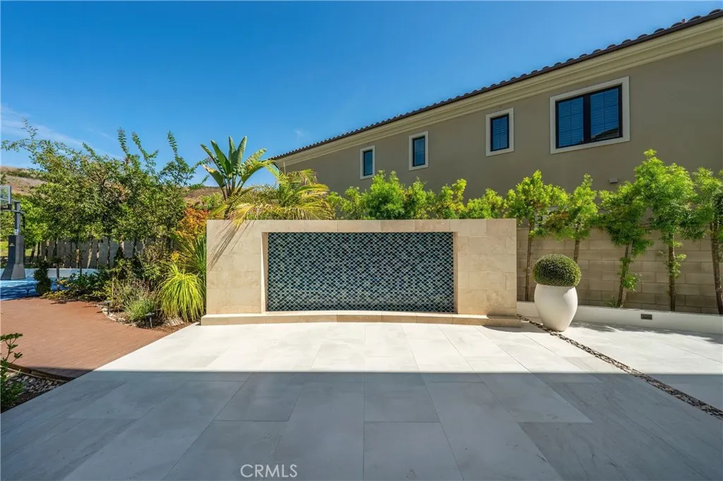 main property photo 58