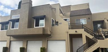 image of property with 2 Bed | 1 Bath | 840 Sqft