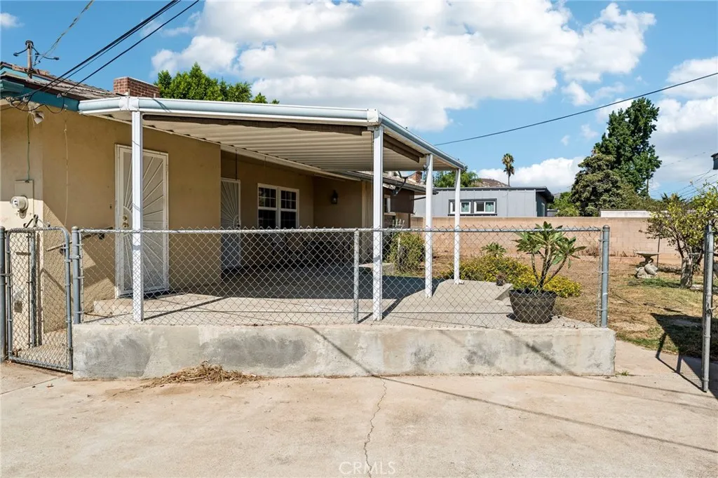main property photo 29