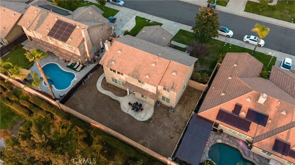 main property photo 50