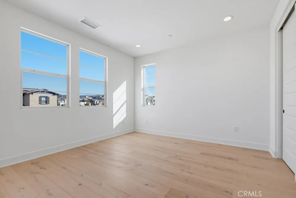main property photo 66