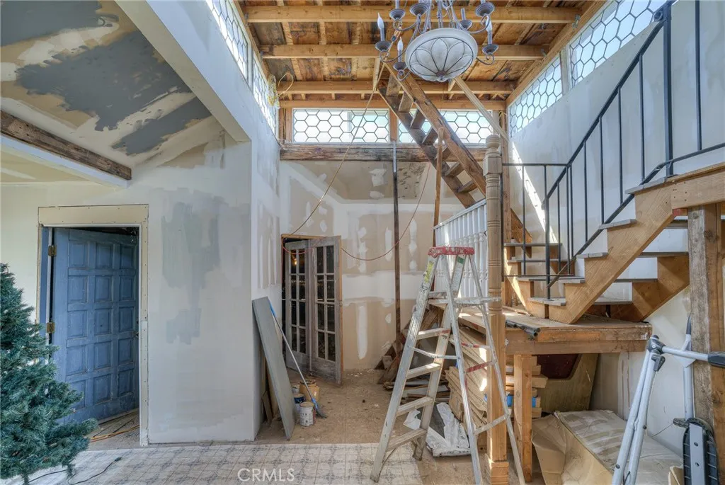 main property photo 47