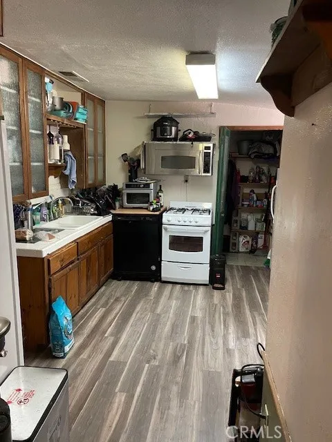 main property photo 70