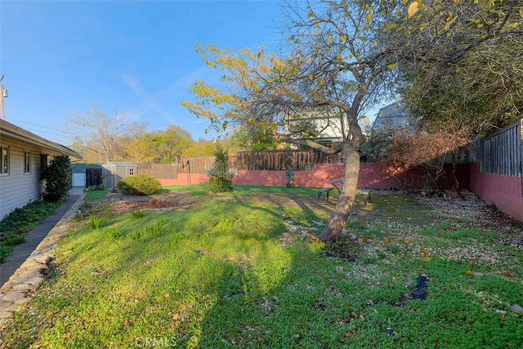 main property photo 25