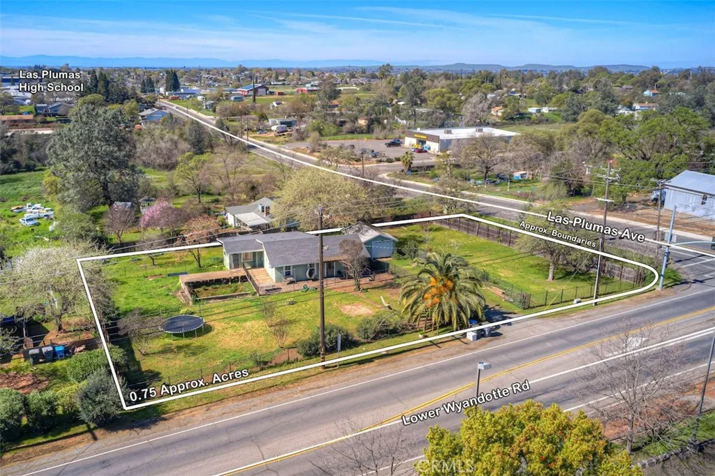 main property photo 30