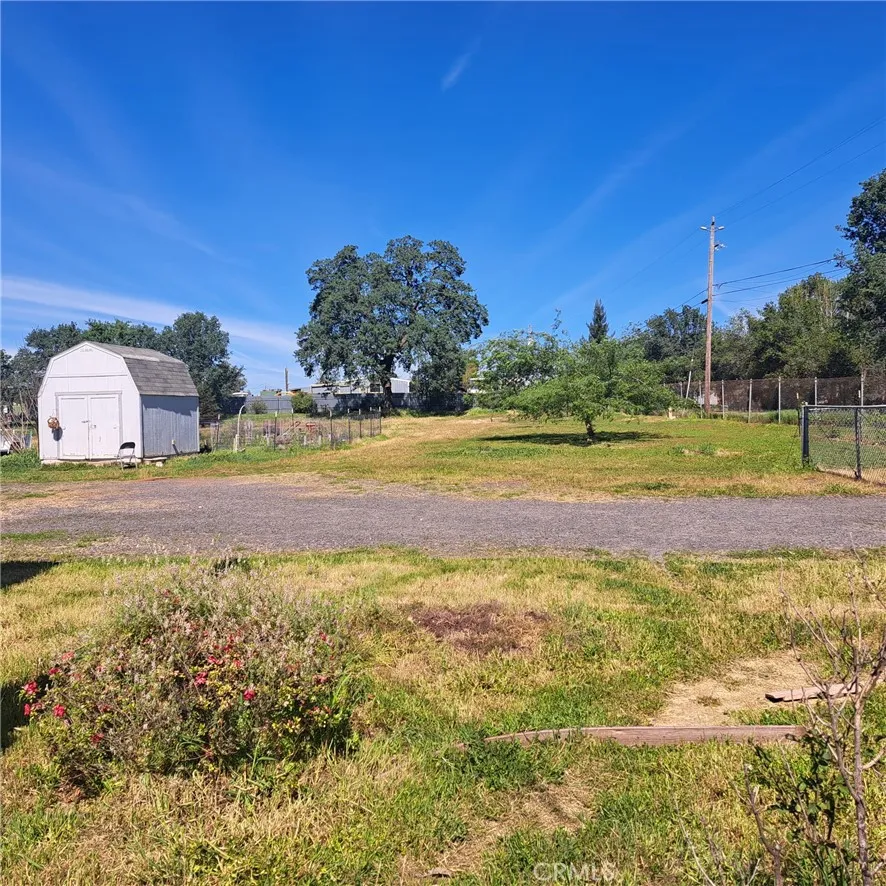 main property photo 6