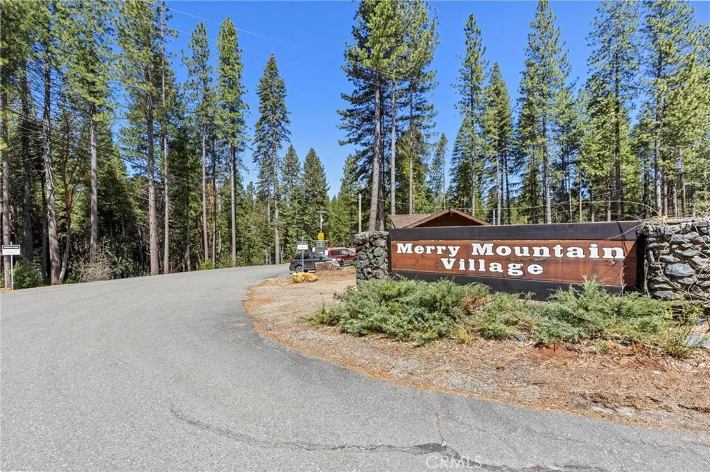 main property photo 45