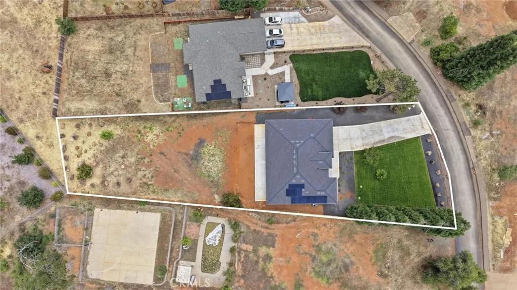 main property photo 44