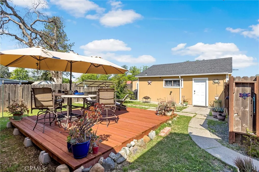 main property photo 22