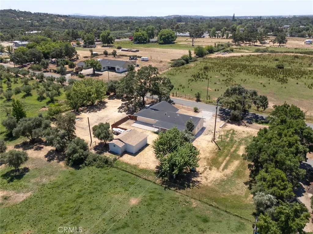 main property photo 50