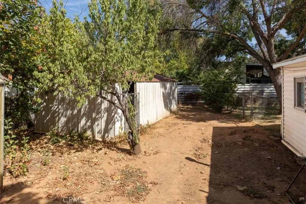 main property photo 30