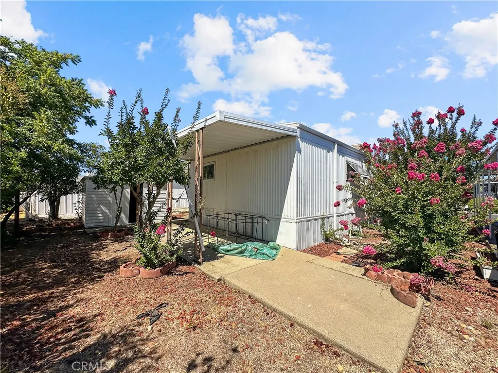 main property photo 17