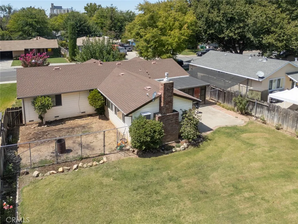 main property photo 48