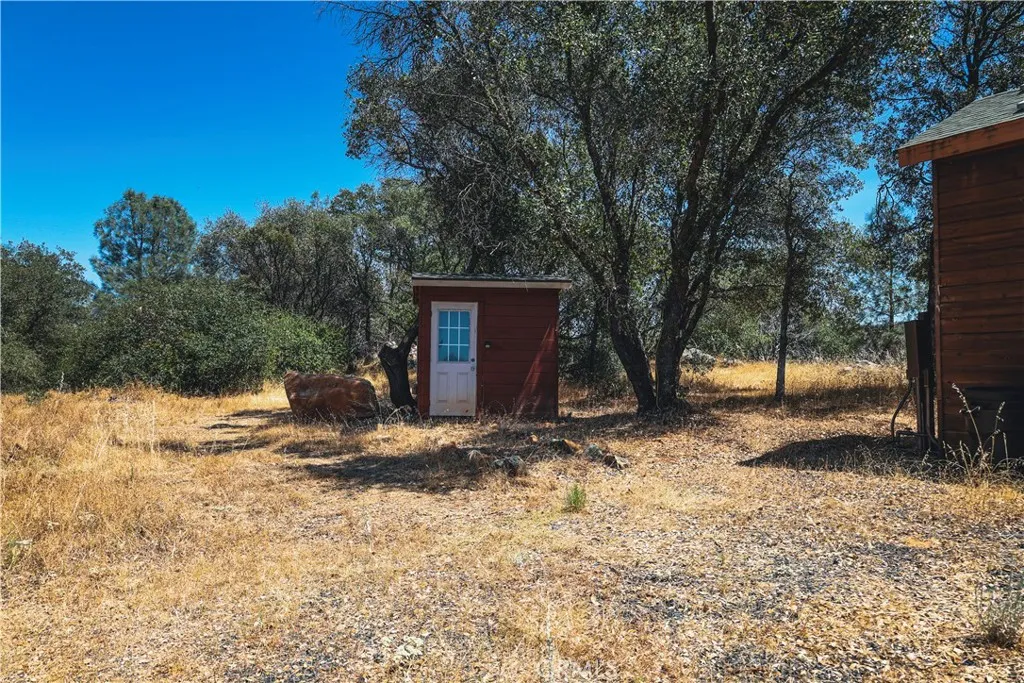 main property photo 46