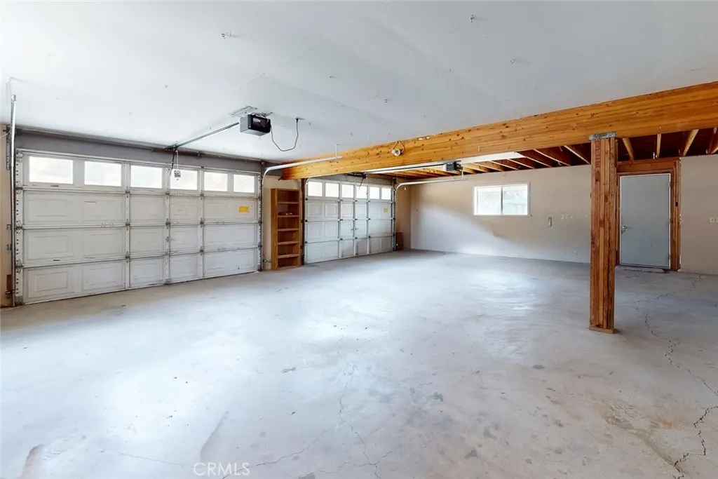 main property photo 74