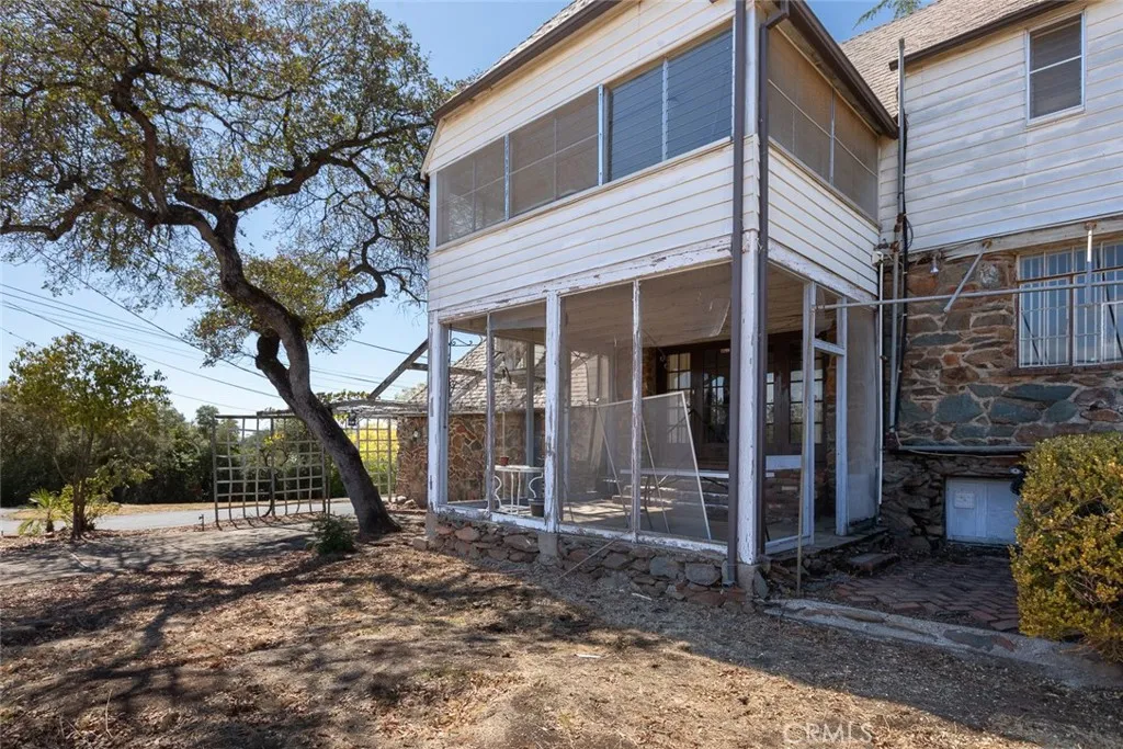 main property photo 44