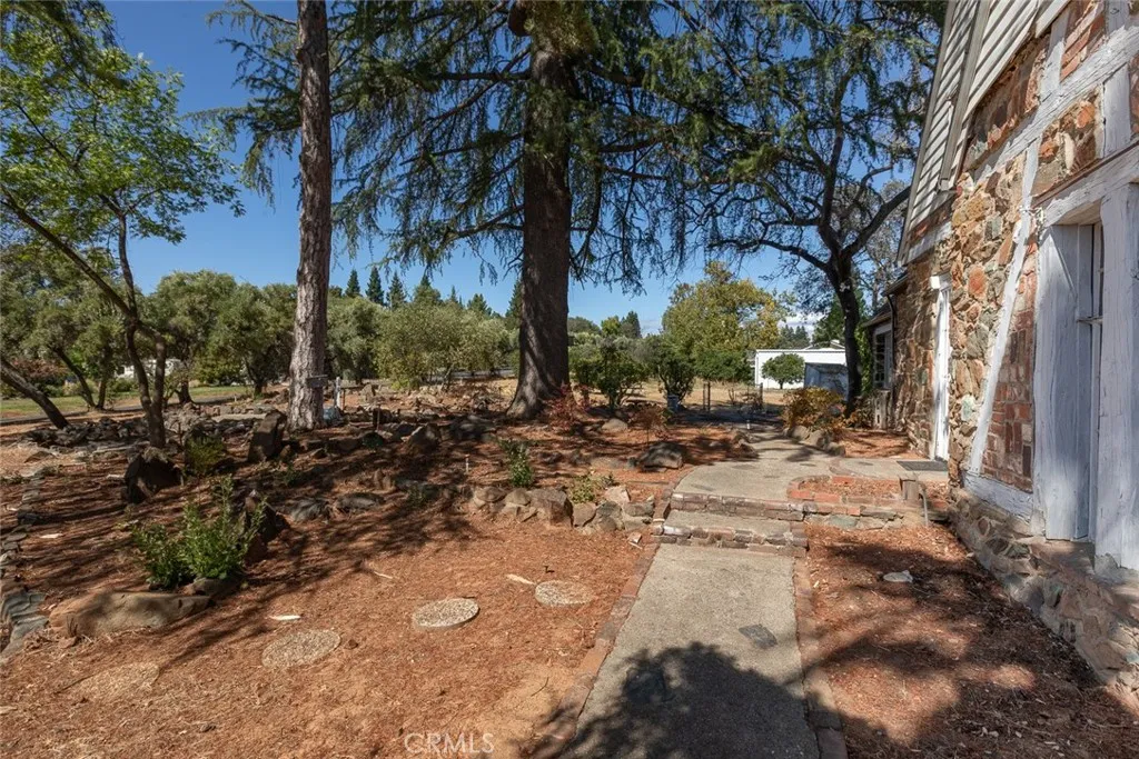 main property photo 50