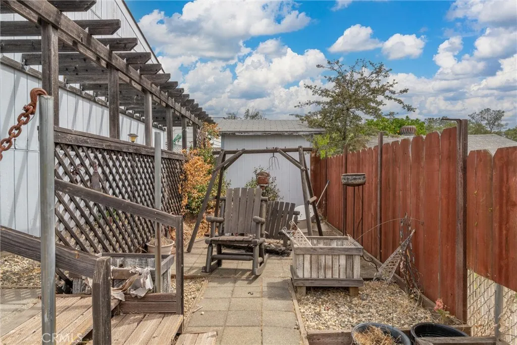 main property photo 31