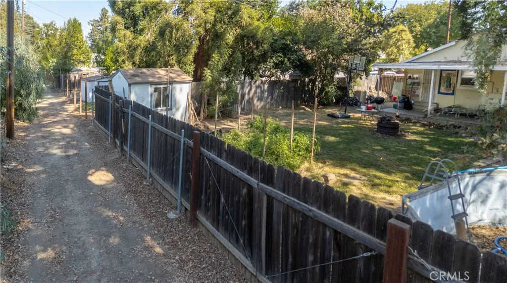 main property photo 36