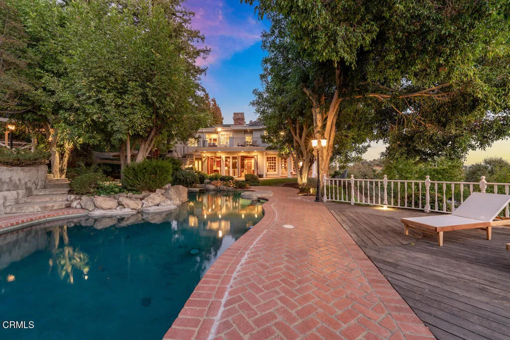 main property photo 54