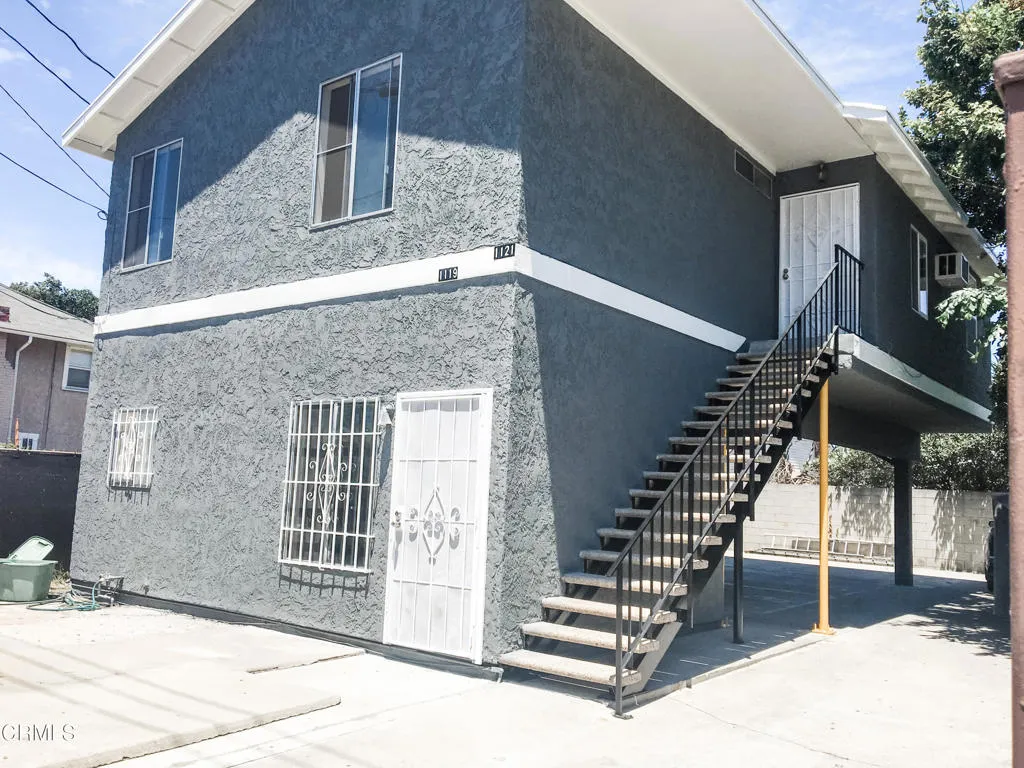 main property photo 9
