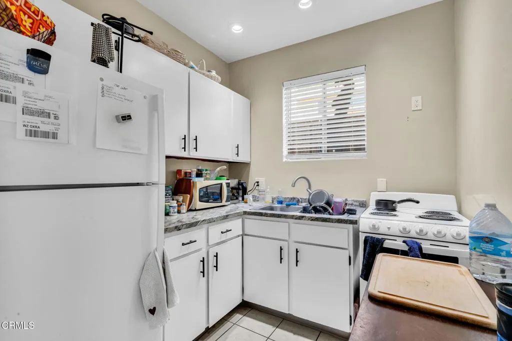 main property photo 59