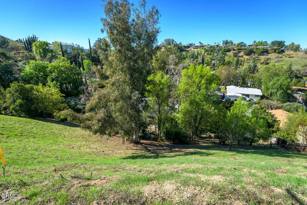 main property photo 19