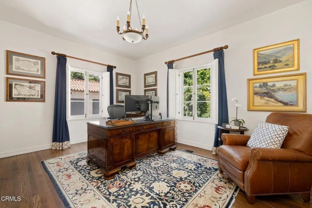 main property photo 17