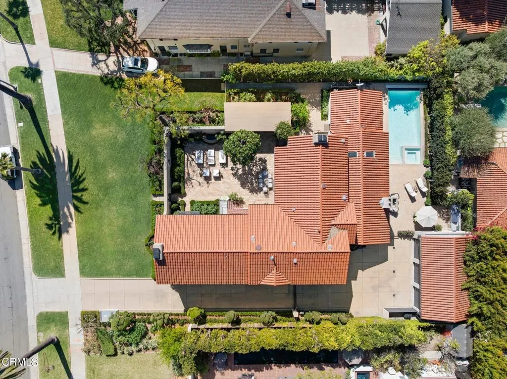 main property photo 43