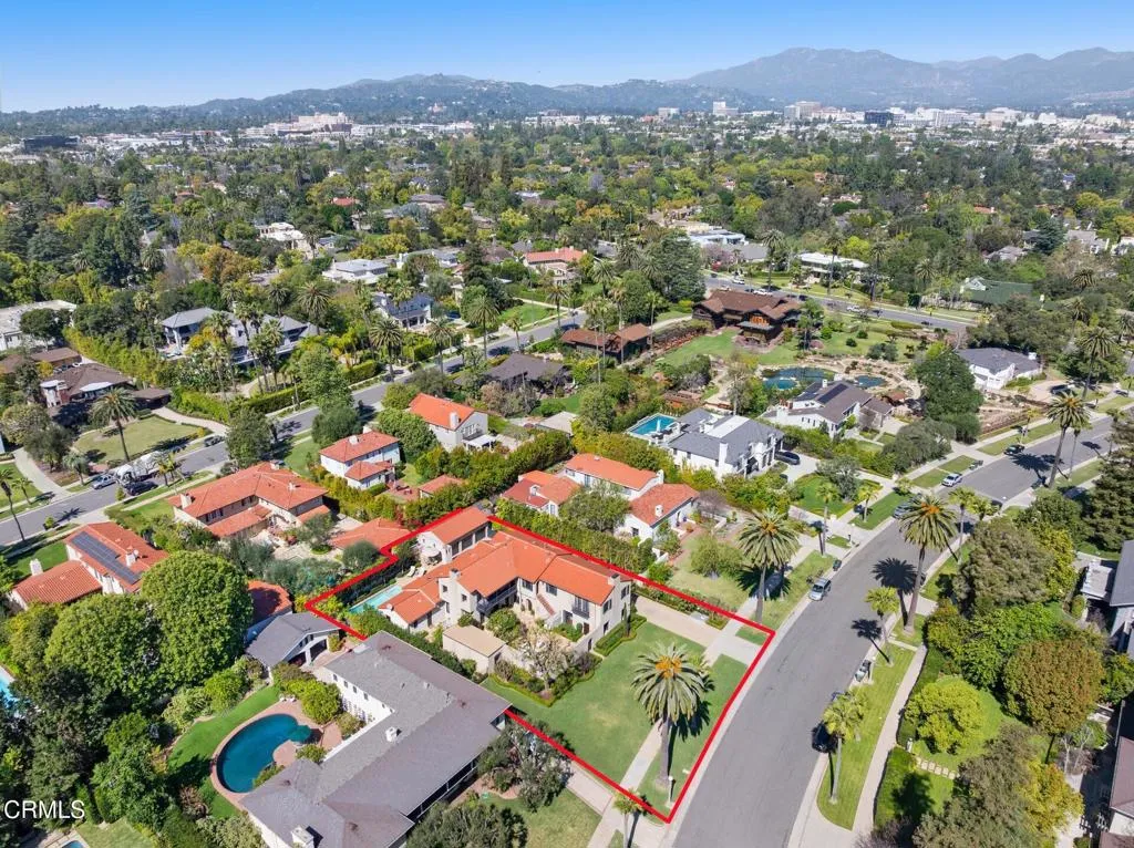 main property photo 45