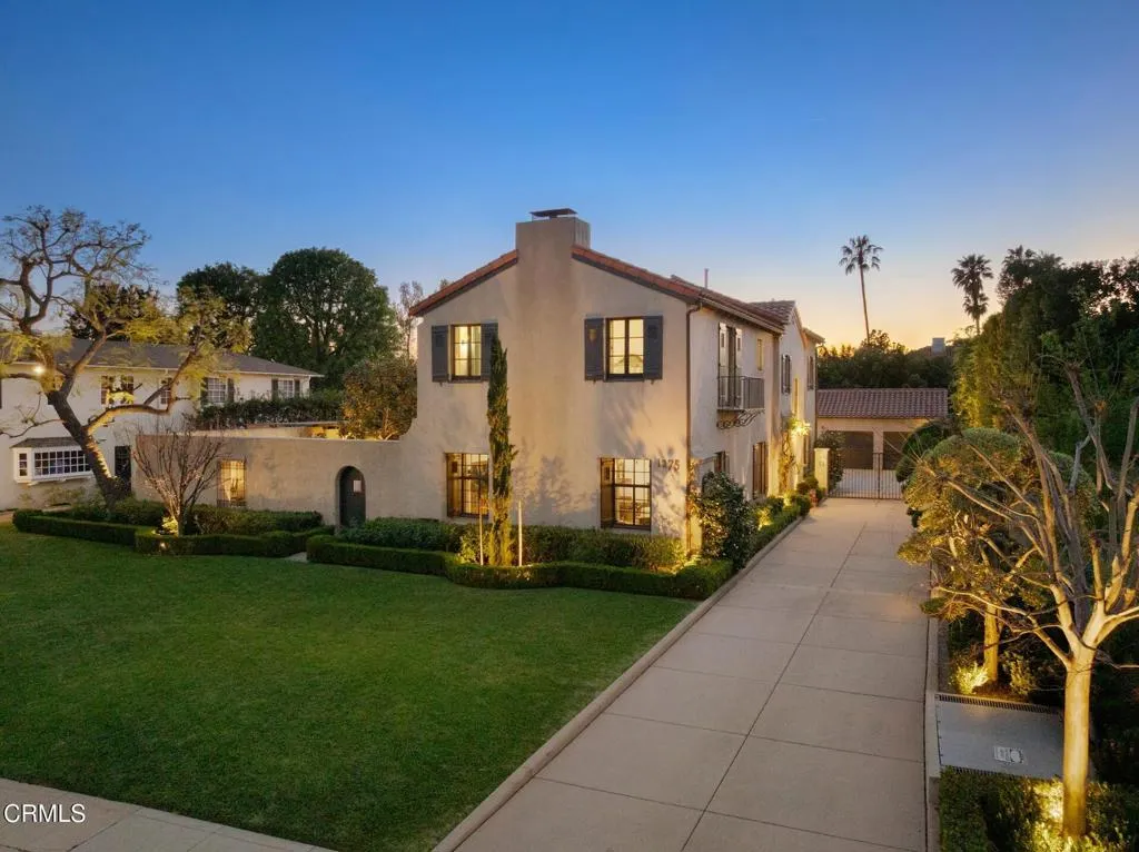 main property photo 46