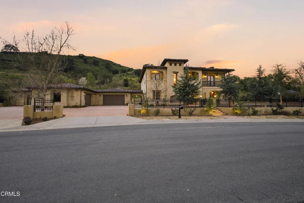 main property photo 47