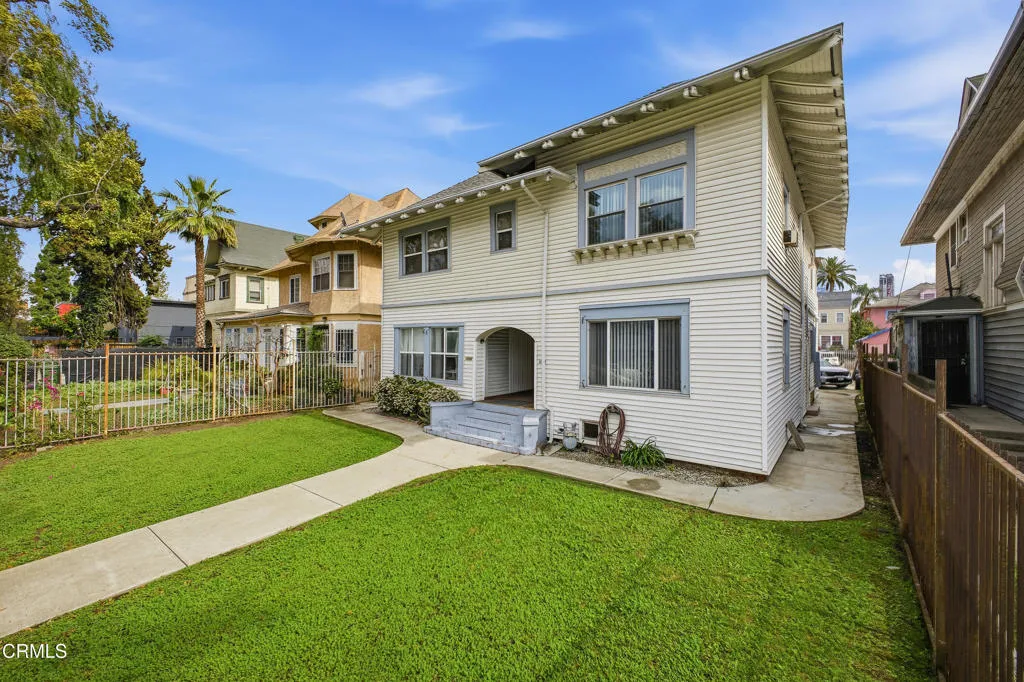 main property photo 39