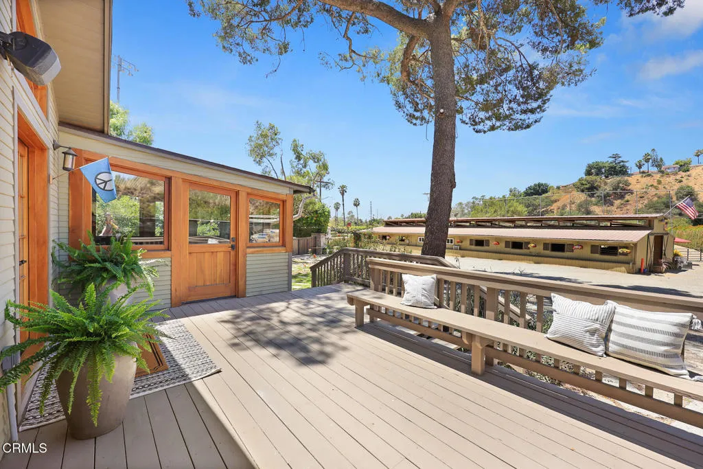 main property photo 19