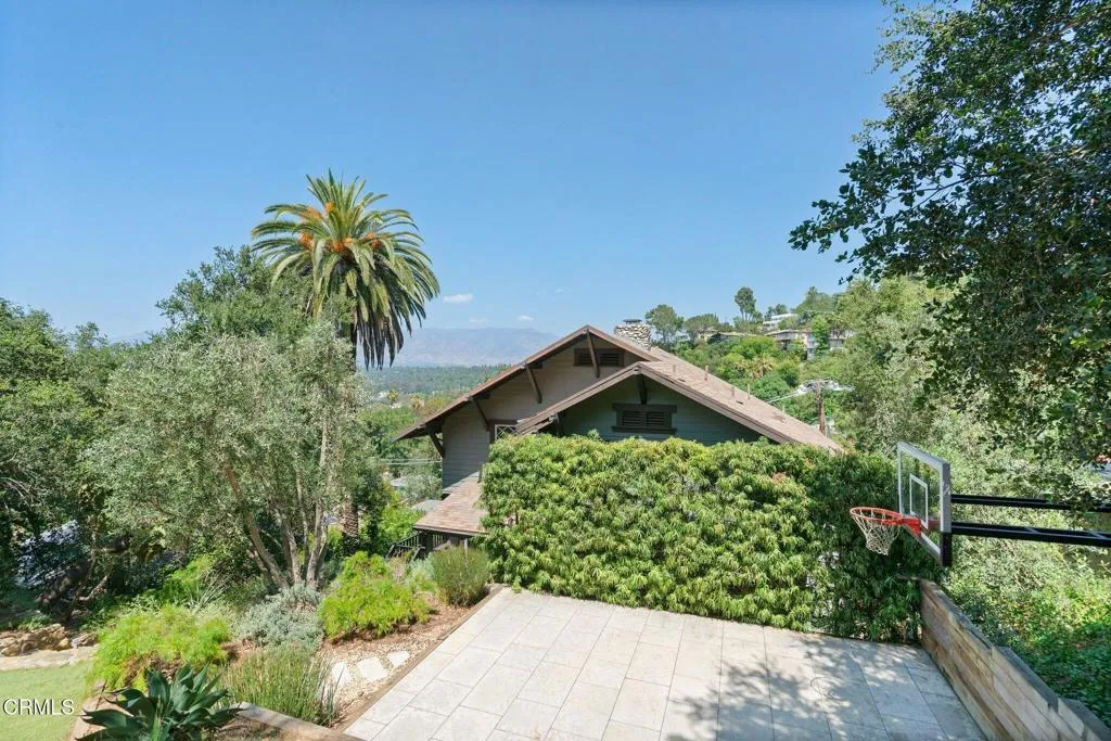 main property photo 54