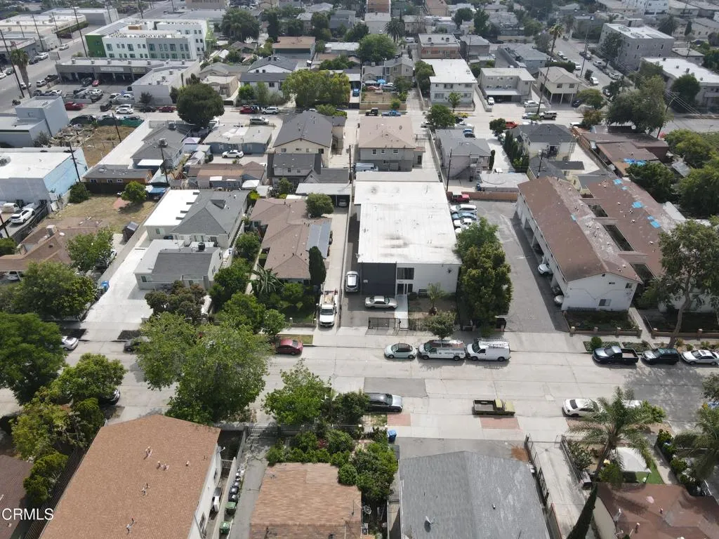 main property photo 10