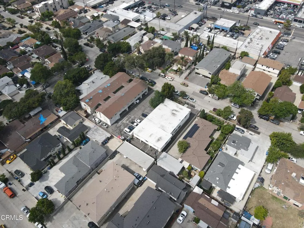 main property photo 12