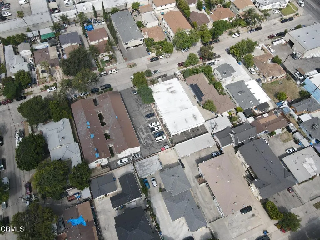 main property photo 13