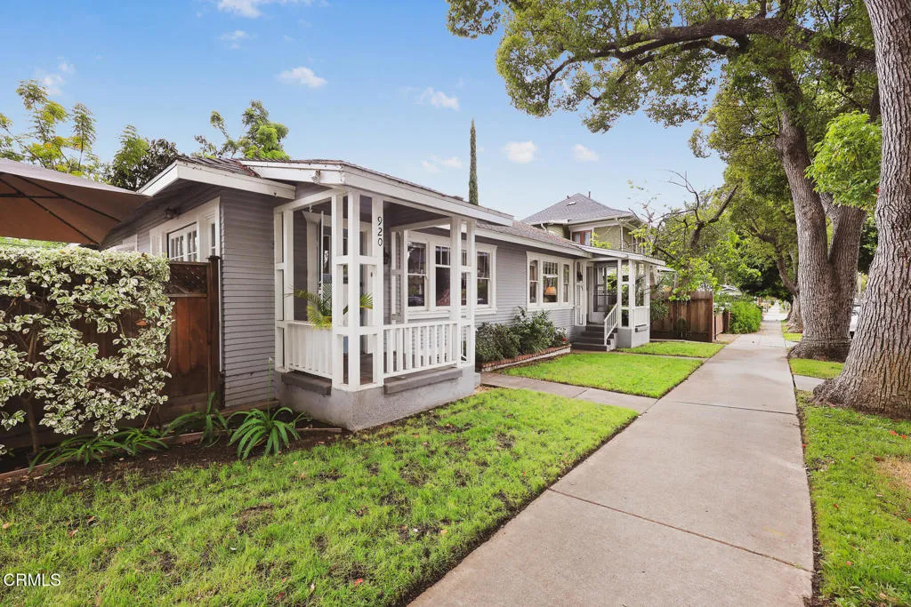 main property photo 14